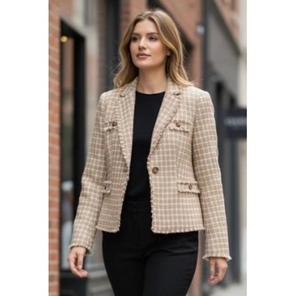 Ann Taylor Jackets & Blazers - Ann Taylor Women's Plaid Fringe Tweed Blazer Size‎ 2 Tan White Classic